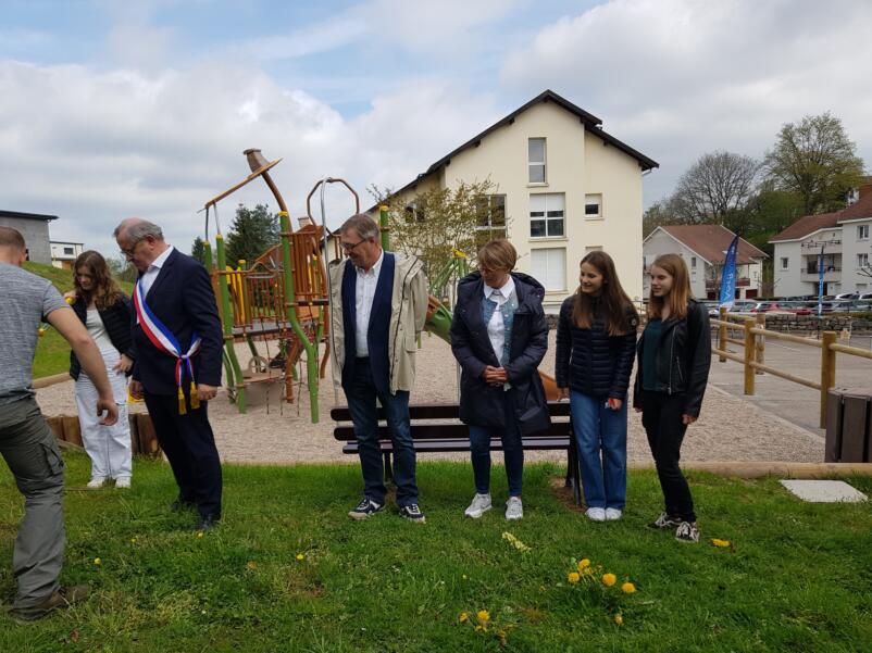 SAMEDI 29 AVRIL INAUGURATION SQUARE DES TÉTARDS ET SALLE VOSGELIS