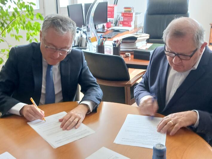 SIGNATURE de la convention de rappel à l'ordre avec le procureur