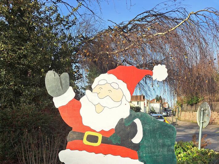 TRISTE NOUVELLE enlèvement du Père Noël au giratoire de CHANTRAINE ?