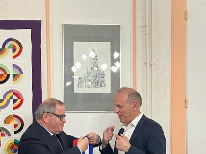 TRANSMISSION NOUVEAU MAIRE