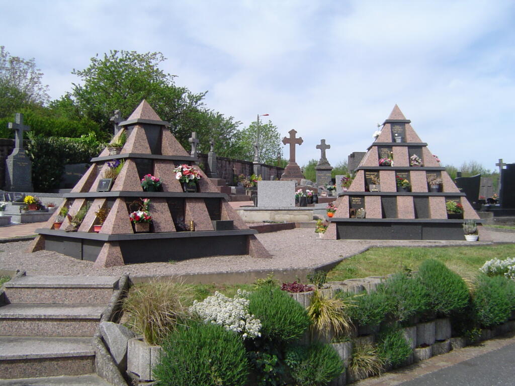 Columbariums et jardin du souvenir